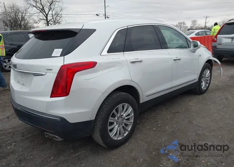 2017 Cadillac Xt5 Standard z USA, uszkodzony, nr VIN 1GYKNARS6HZ107642